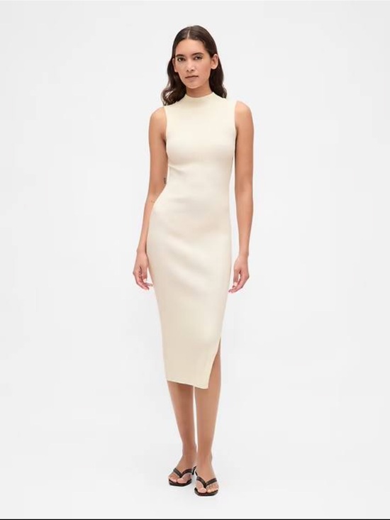 GAP Dresses & Skirts - GAP Sleeveless Cream Midi Sheath Dress